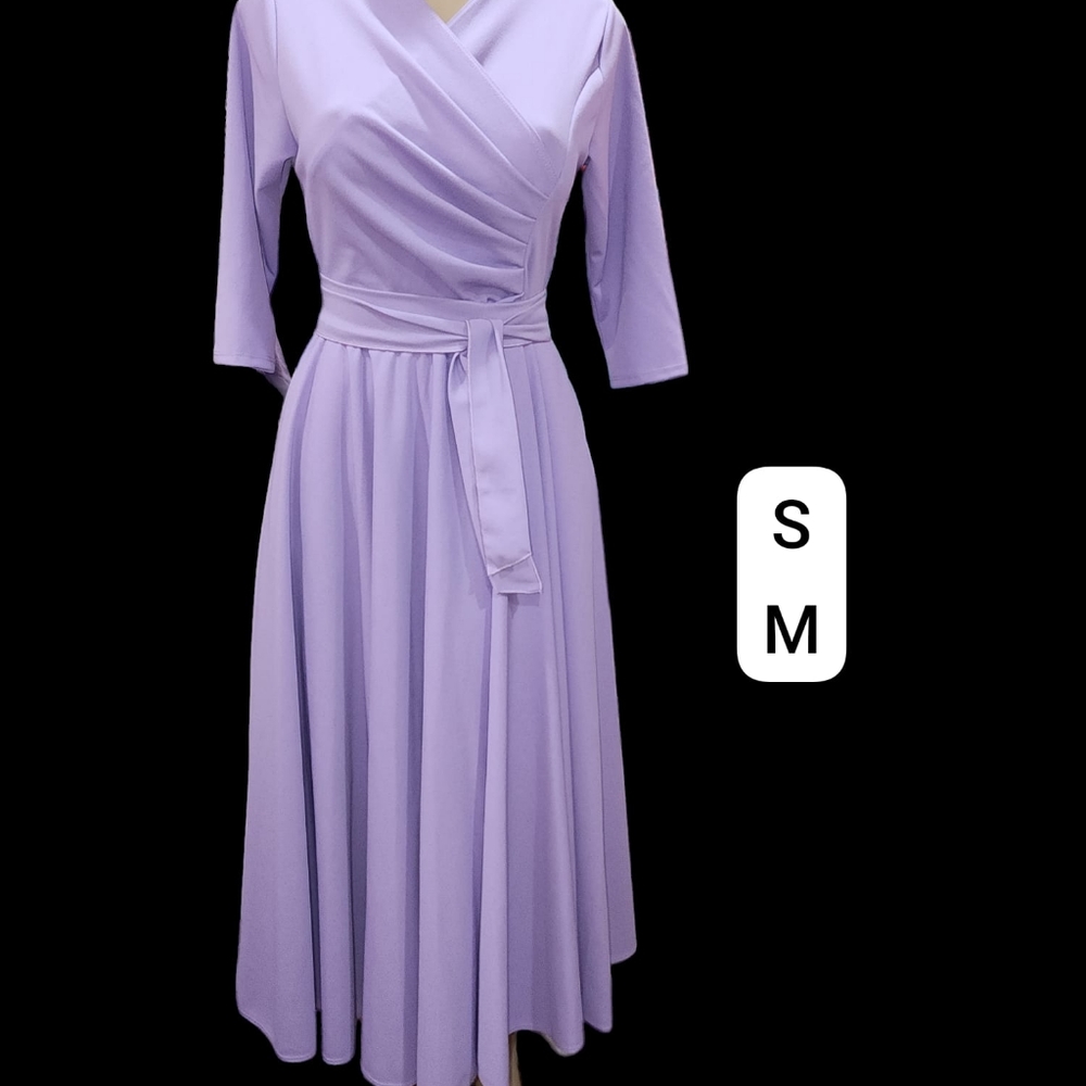 Dresses 👗 - Picture 2 of 7
